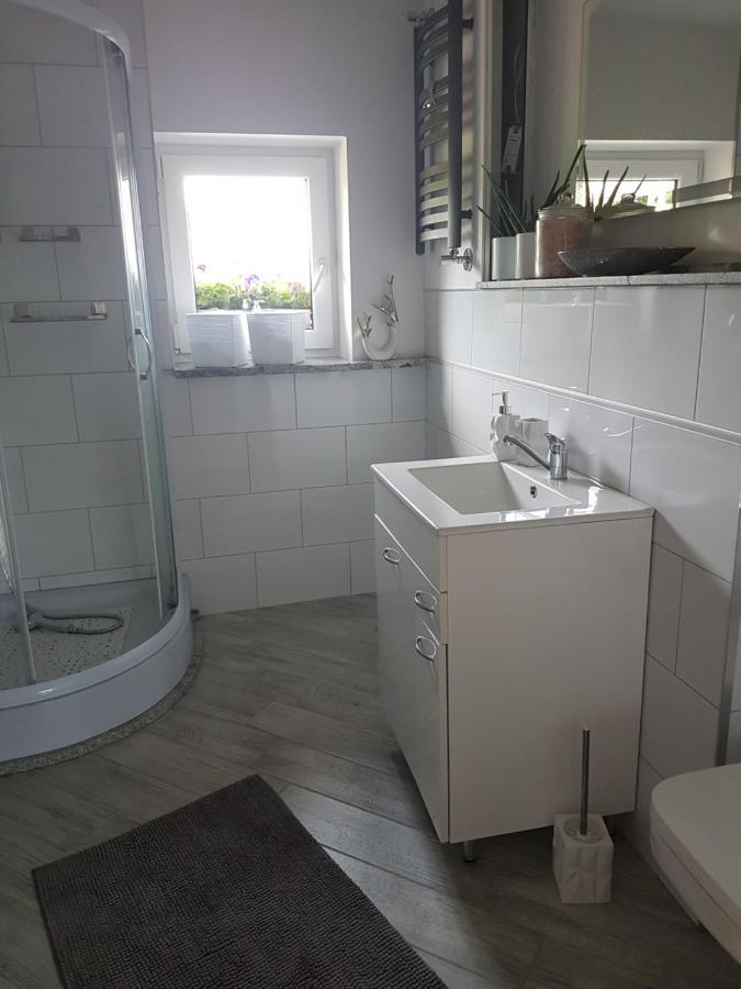Wczasowisko Karola Apartment Lubomierz  Bagian luar foto